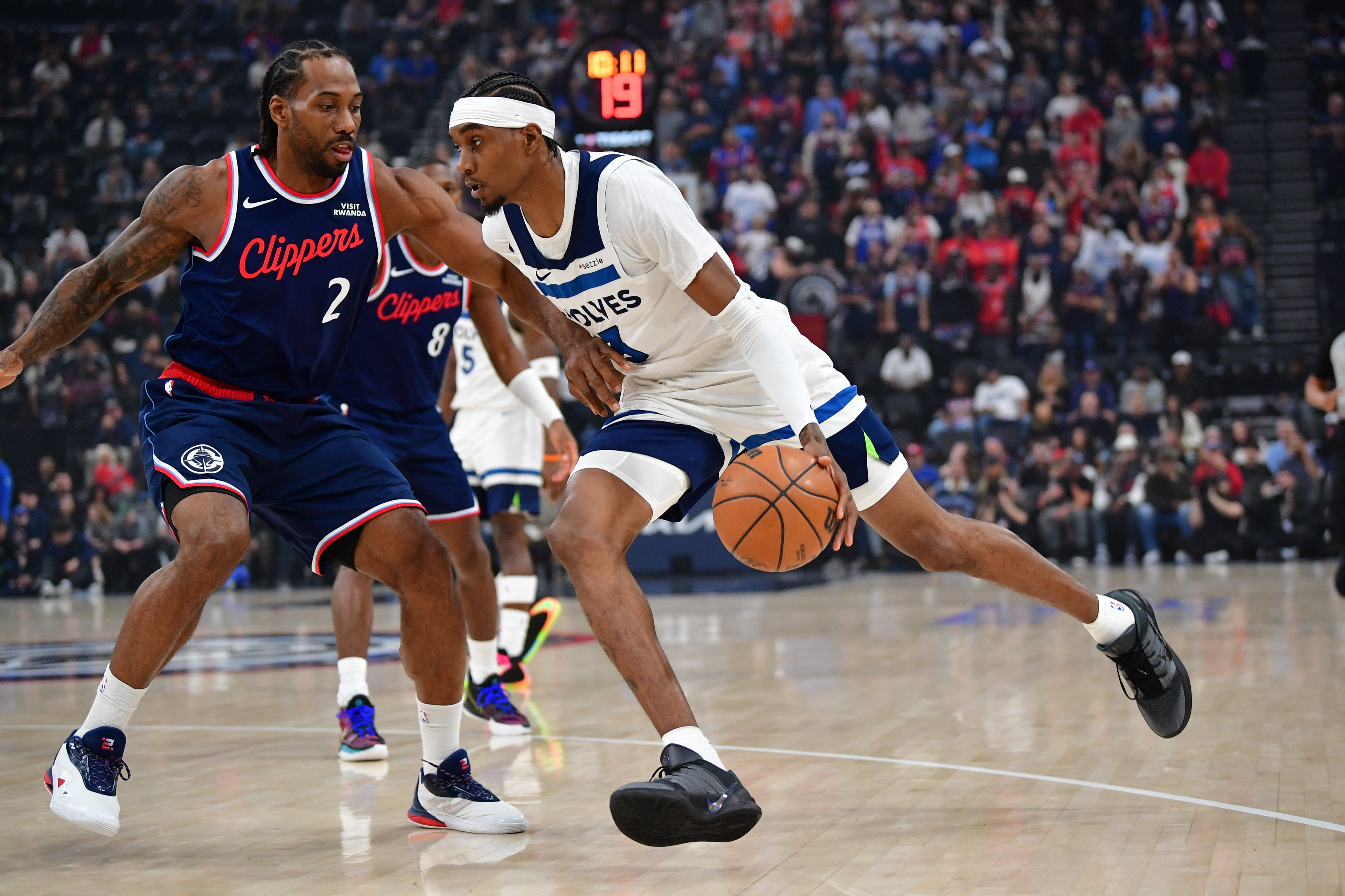 世界杯手机观看-听说你很能防？伦纳德近2次面对麦丹 场均43分&amp;三分命中率55.0%